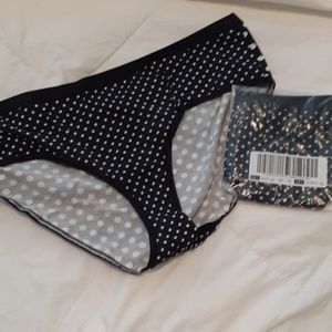 2 new victorias secret underwear xl